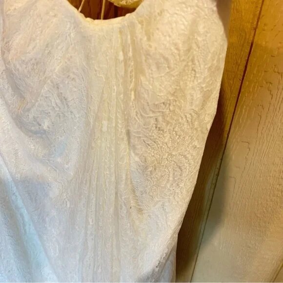 NWT Davids Bridal Collection One Shoulder Sheath Lace Plus Size Wedding Dress - Picture 5 of 9